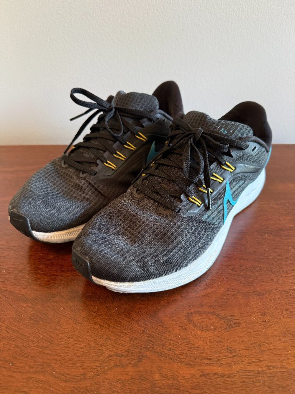 Nike Air Zoom Pegasus 39 Running Shoes Black & Chlorine Blue Men's Size 8